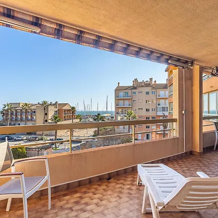 Apartment Les Regates-1 By Interhome