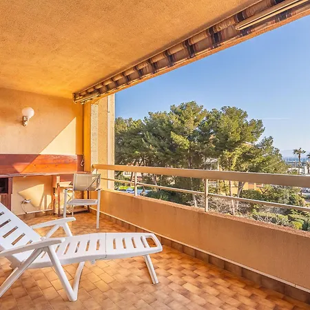 Les Regates-1 By Interhome